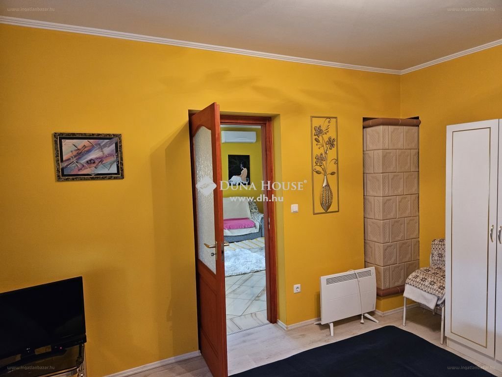 3 bed · 132m² · Ház · 225.000.000 ft