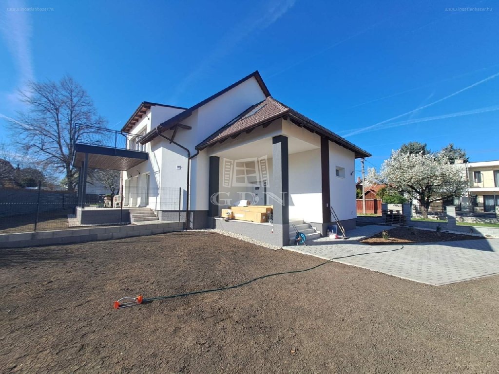 4 bed · 130m² · Lakás · 140.000.000 ft